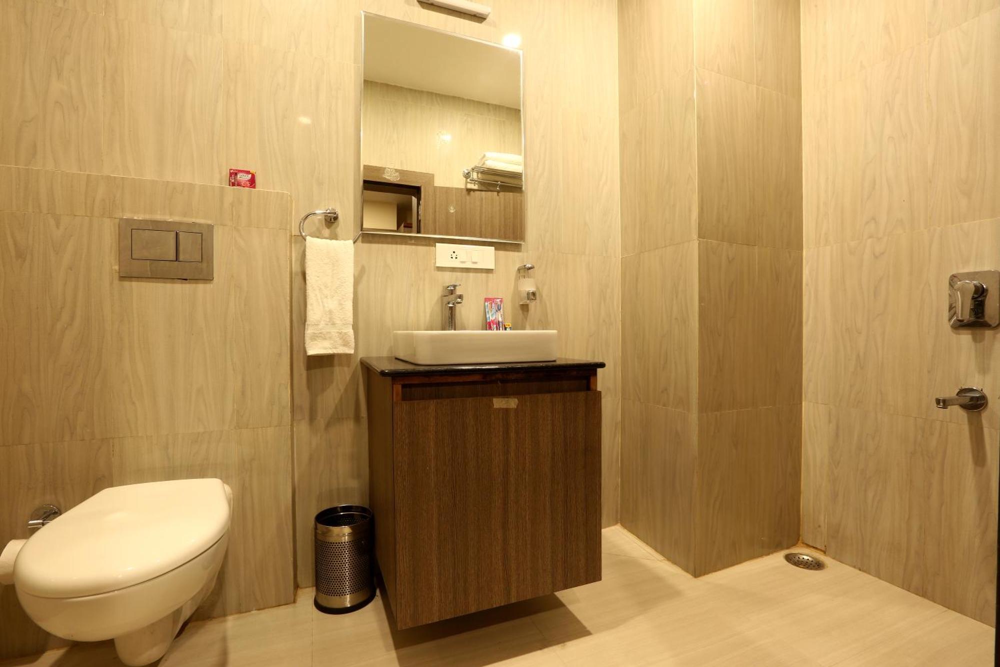 Hotel Aerostay Residency Igi Airport Delhi Nova Deli Exterior foto