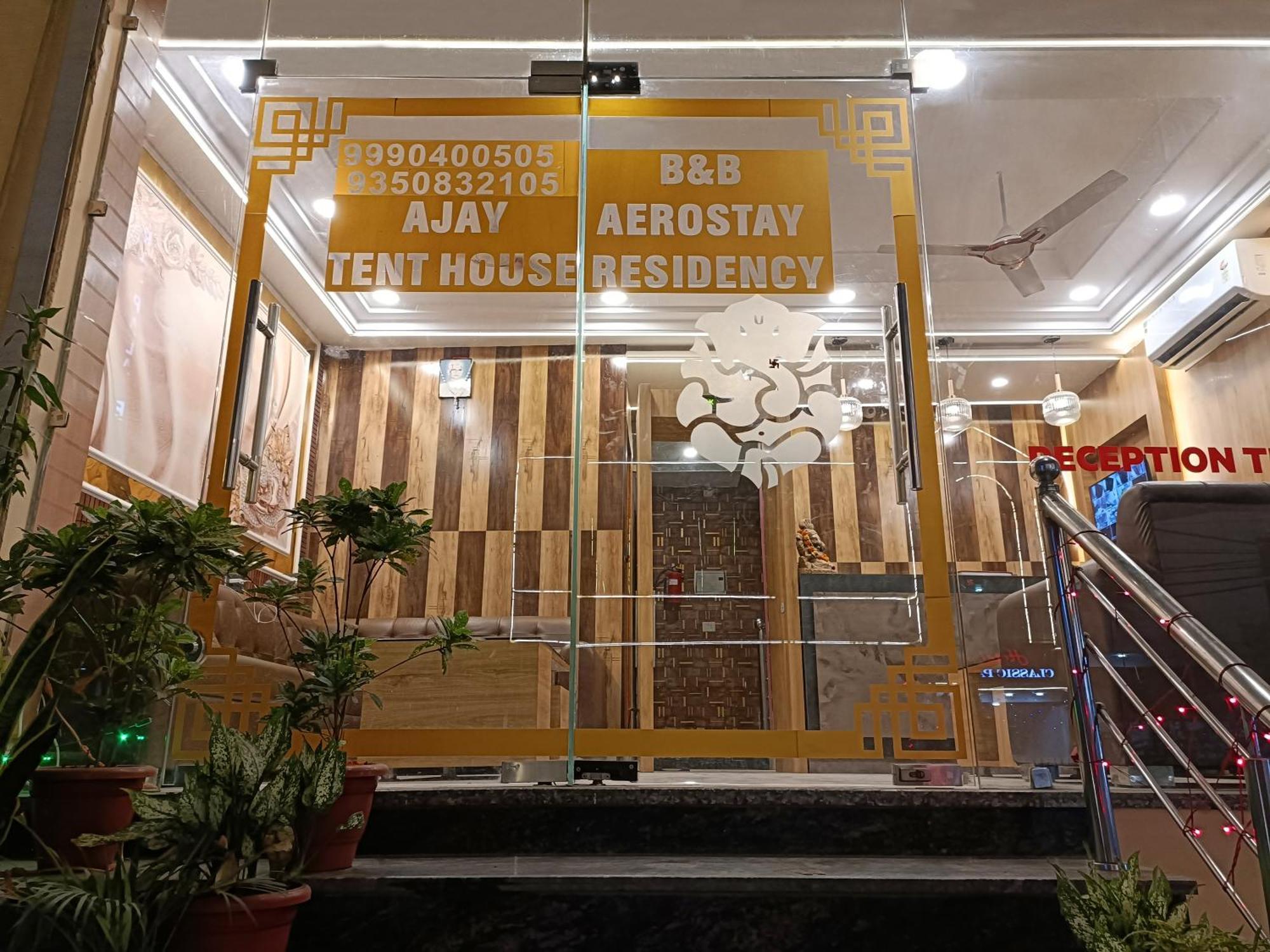 Hotel Aerostay Residency Igi Airport Delhi Nova Deli Exterior foto